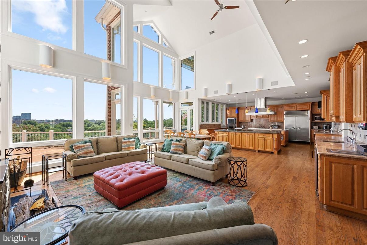 Interior, Kitchen, Living room, Pendant Lights, Recessed Lighting, Stainless Steel Appliances, Wood Texture Flooring