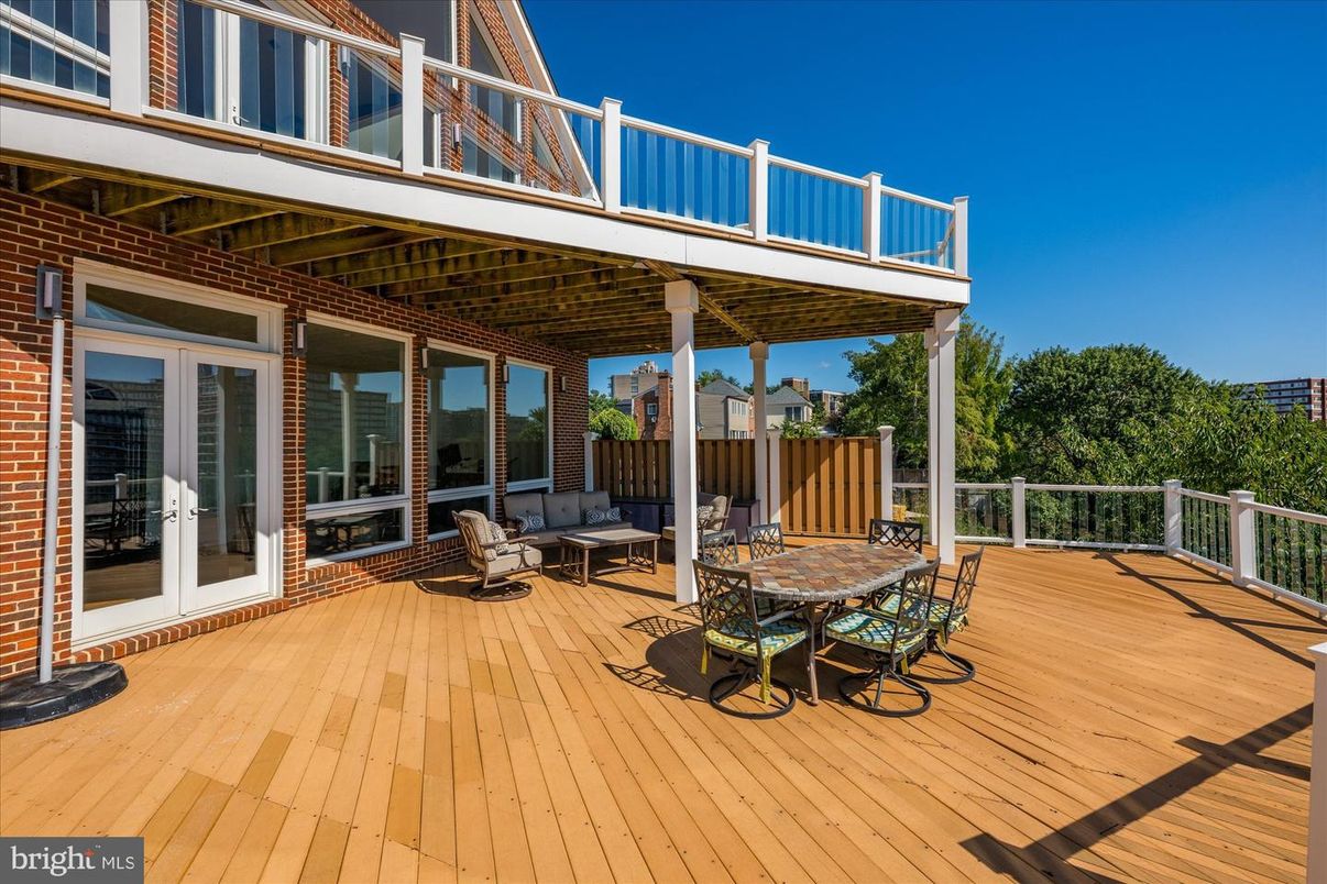 Exterior, Wood Texture Flooring