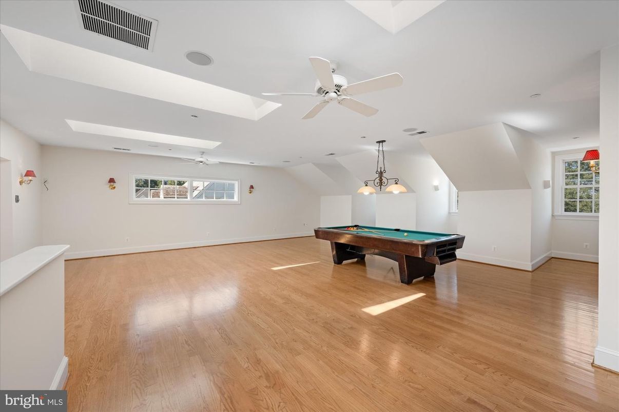 Billiard Table, Game Room, Interior, Pendant Lights, Recessed Lighting, Wood Texture Flooring