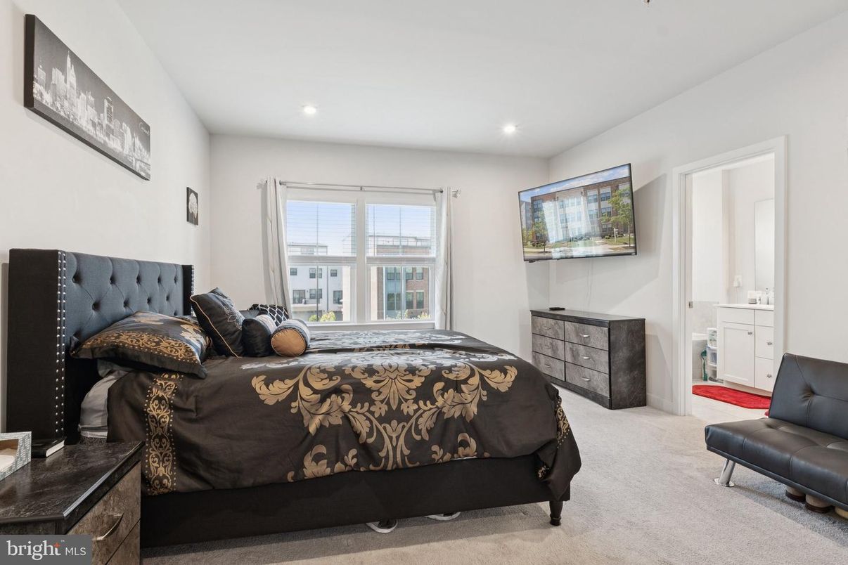 Bedroom, Interior, Recessed Lighting