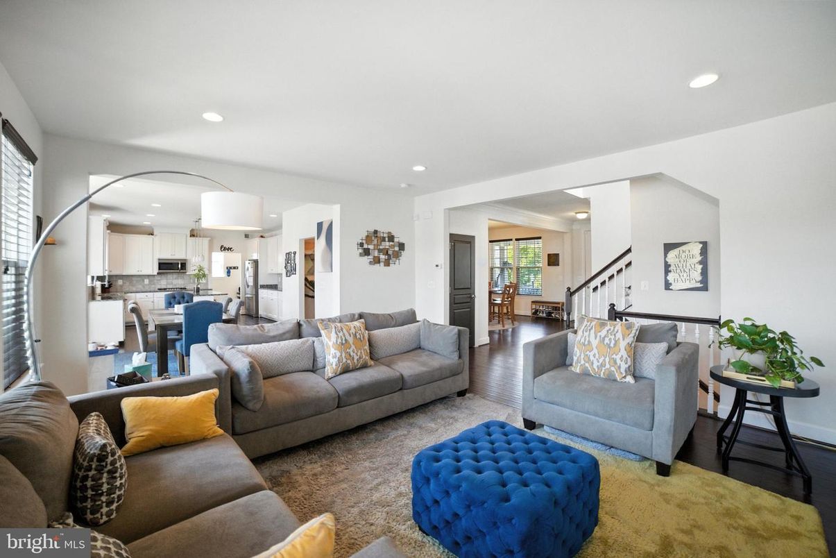 Dining room, Interior, Kitchen, Living room, Recessed Lighting, Stainless Steel Appliances, Wood Texture Flooring