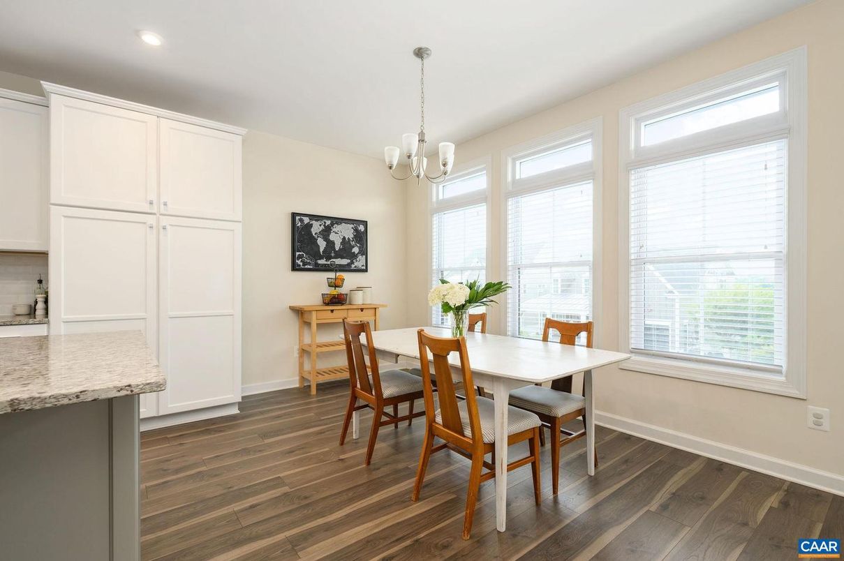 Chandelier, Dining room, Interior, Recessed Lighting, Wood Texture Flooring