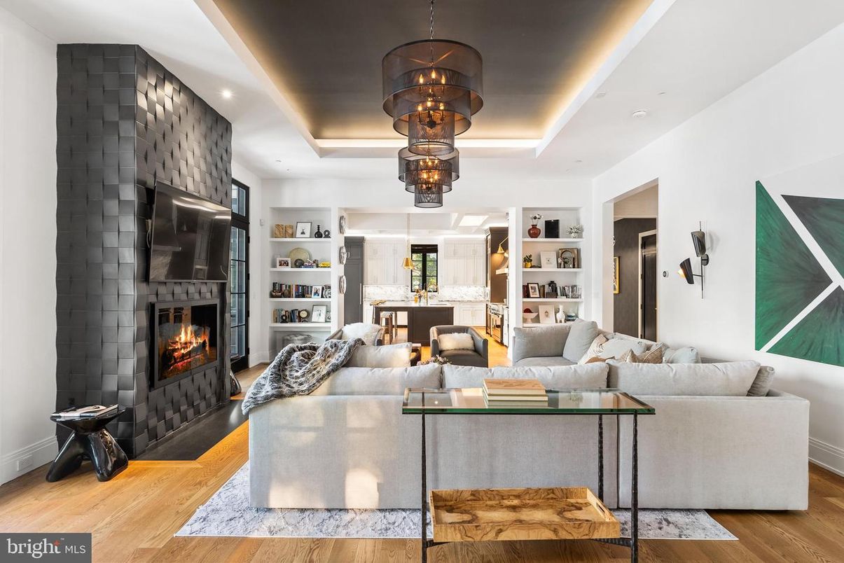 Fireplace, Interior, Living room, Pendant Lights, Recessed Lighting, Wood Texture Flooring