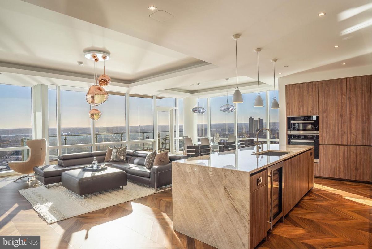 Interior, Kitchen, Living room, Pendant Lights, Recessed Lighting, Water, Wood Texture Flooring