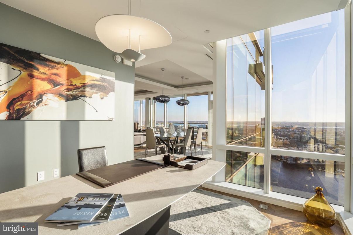 Dining room, Interior, Pendant Lights, Water