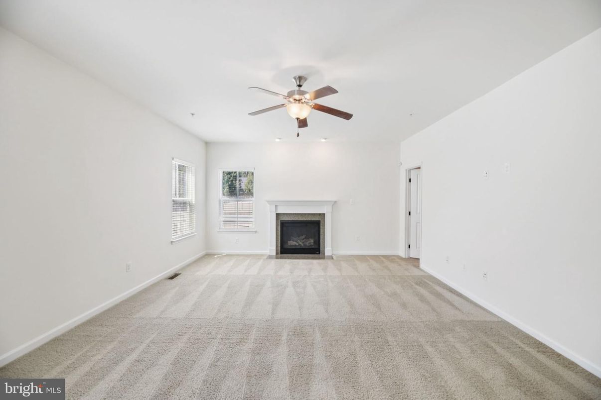 Empty room, Fireplace, Interior