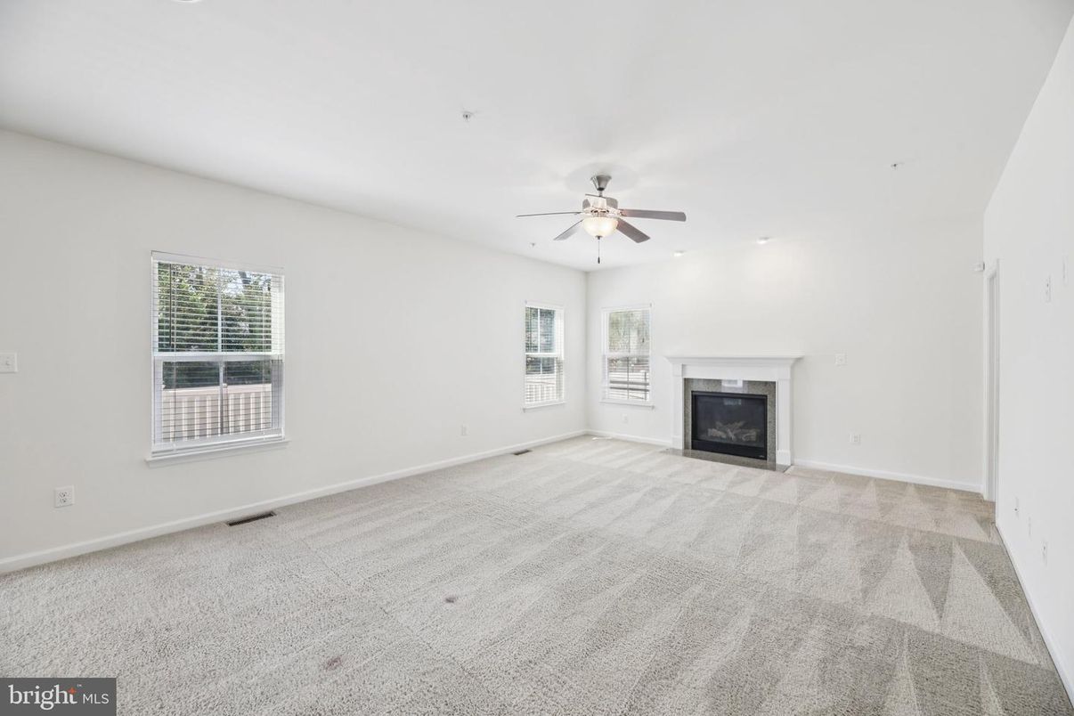 Empty room, Fireplace, Interior, Recessed Lighting