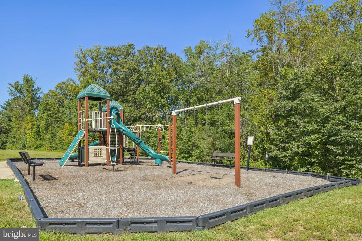 Backyard, Exterior, Playground