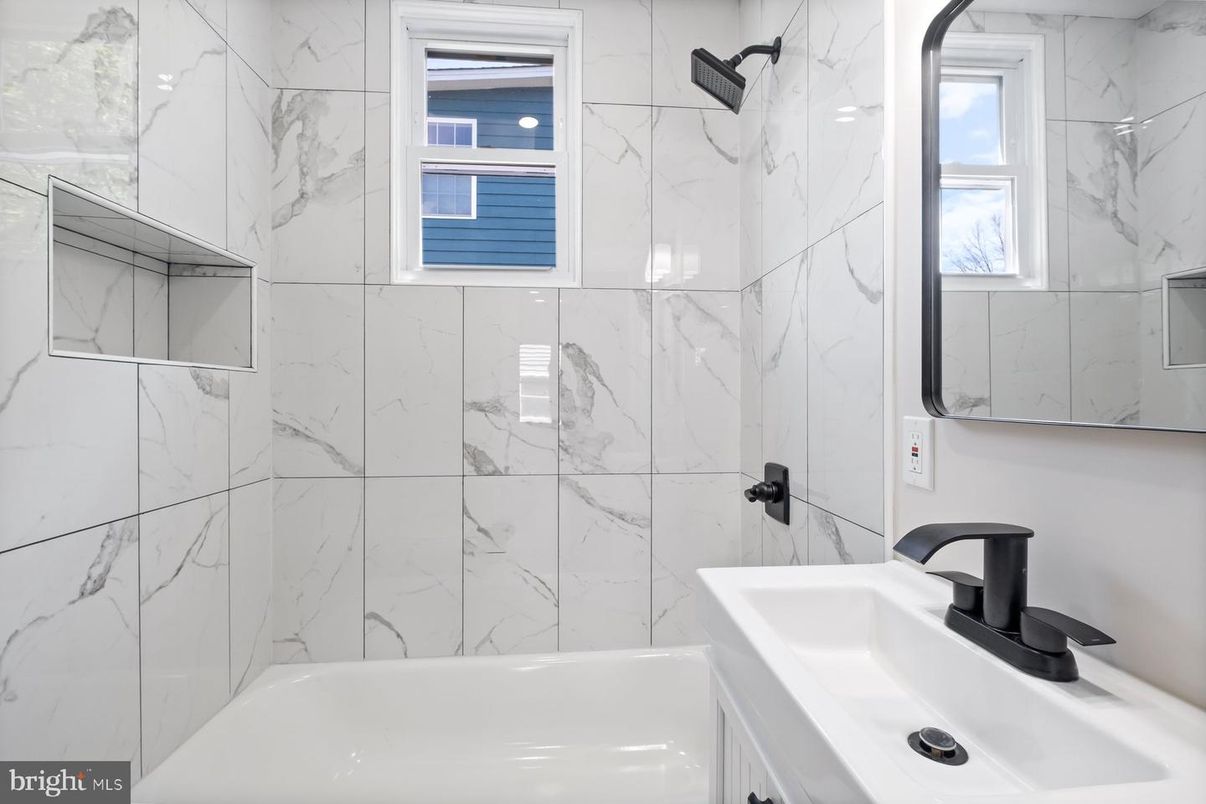 Bathroom, Interior, Marble Walls