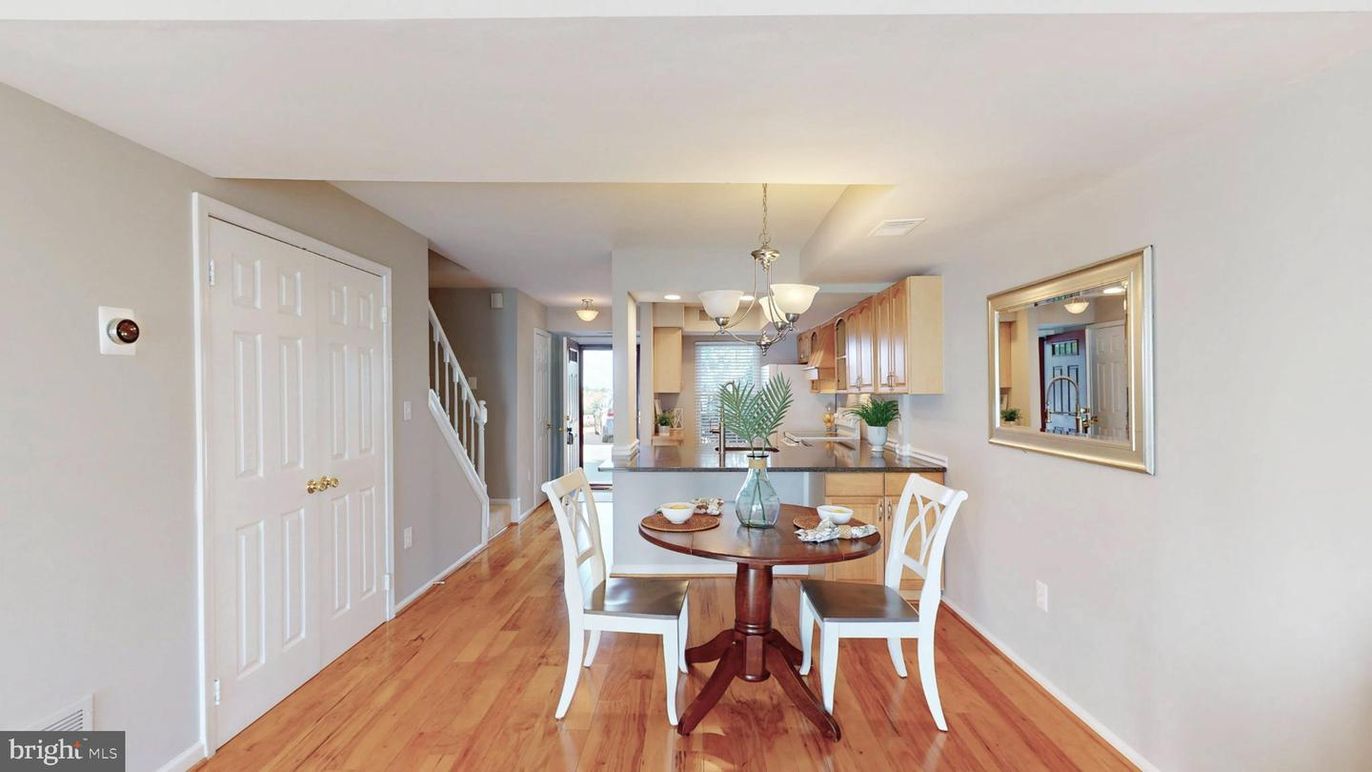 Chandelier, Dining room, Interior, Kitchen, Wood Texture Flooring