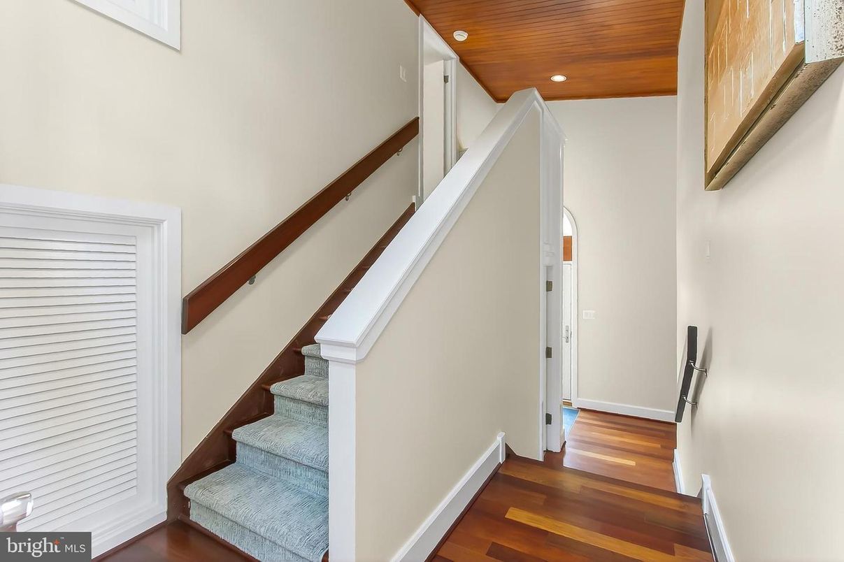 Interior, Recessed Lighting, Wooden Ceilings, Wood Texture Flooring