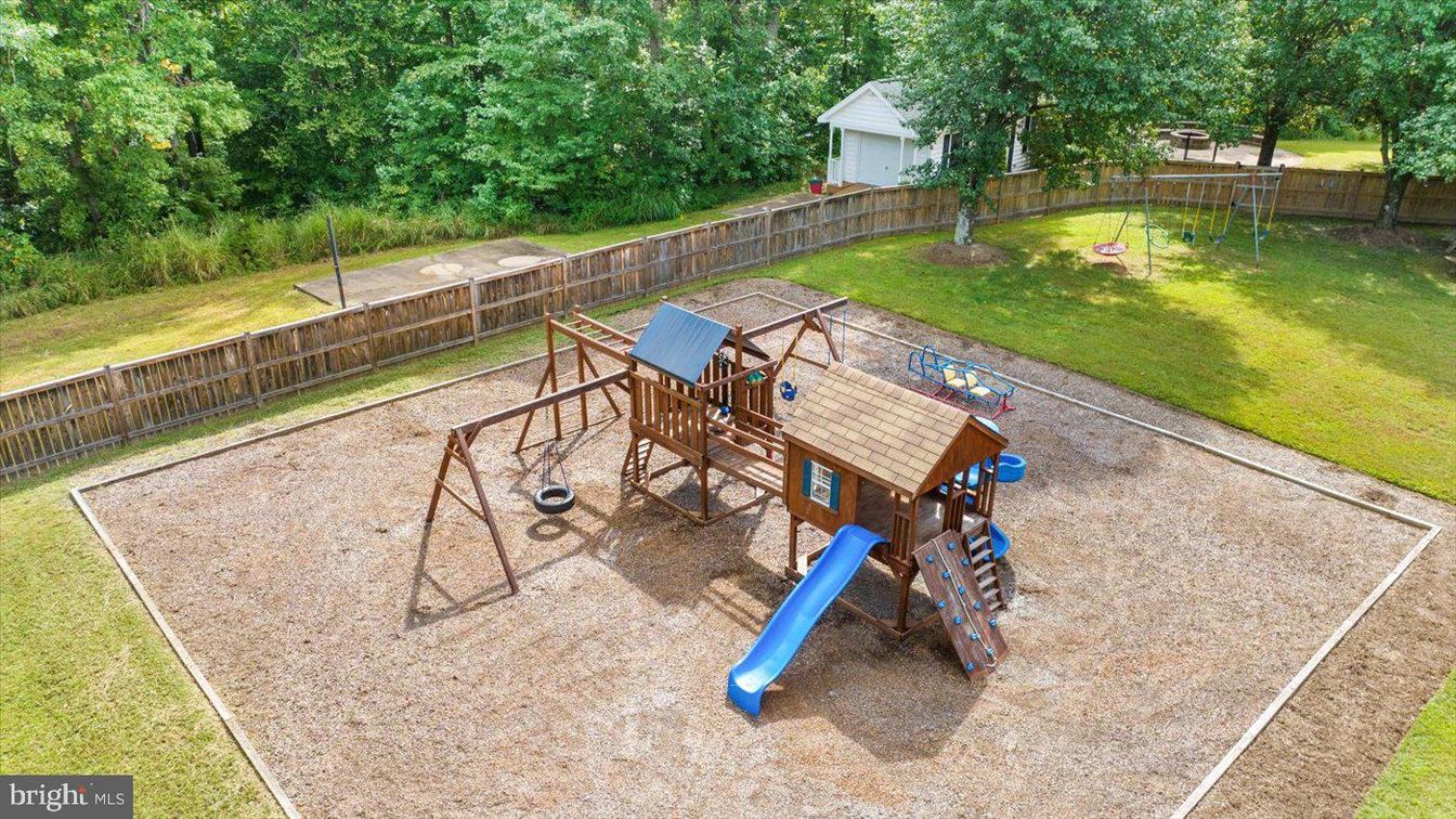 Backyard, Exterior, Playground