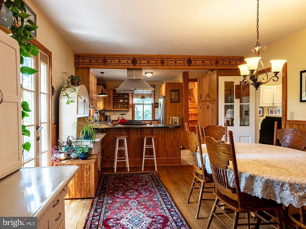 Chandelier, Dining room, Interior, Kitchen, Pendant Lights, Wood Texture Flooring