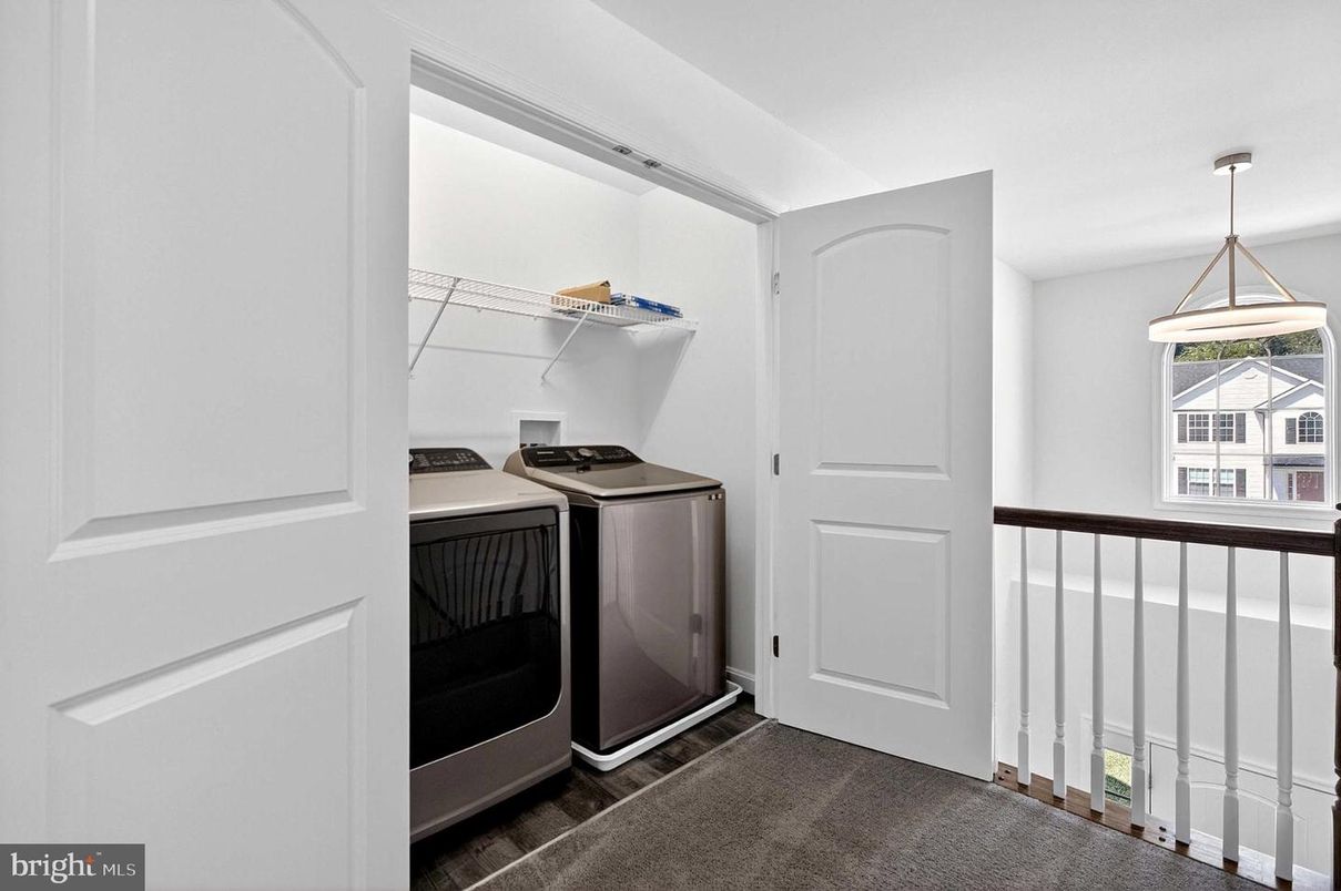 Interior, Pendant Lights, Utility Closets, Washer