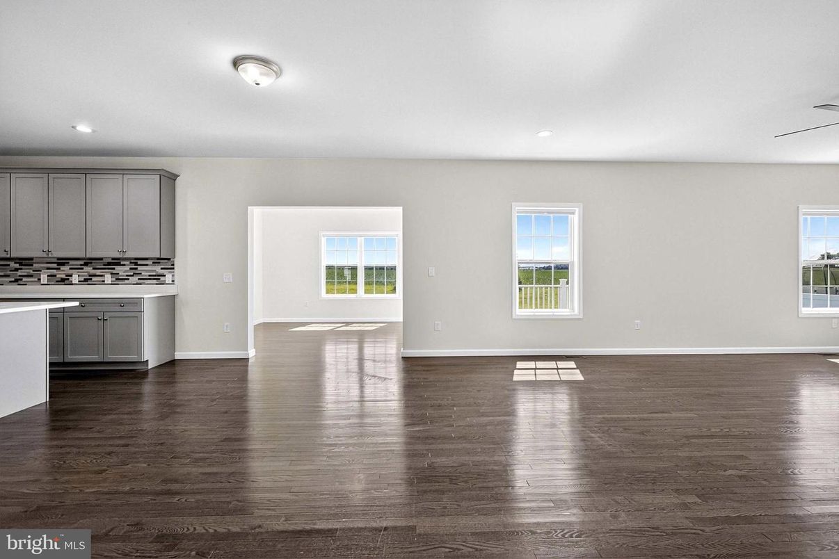 Empty room, Interior, Kitchen, Recessed Lighting, Wood Texture Flooring