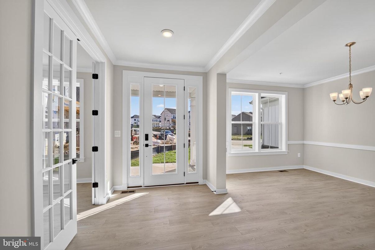 Chandelier, Empty room, Interior, Recessed Lighting, Wood Texture Flooring