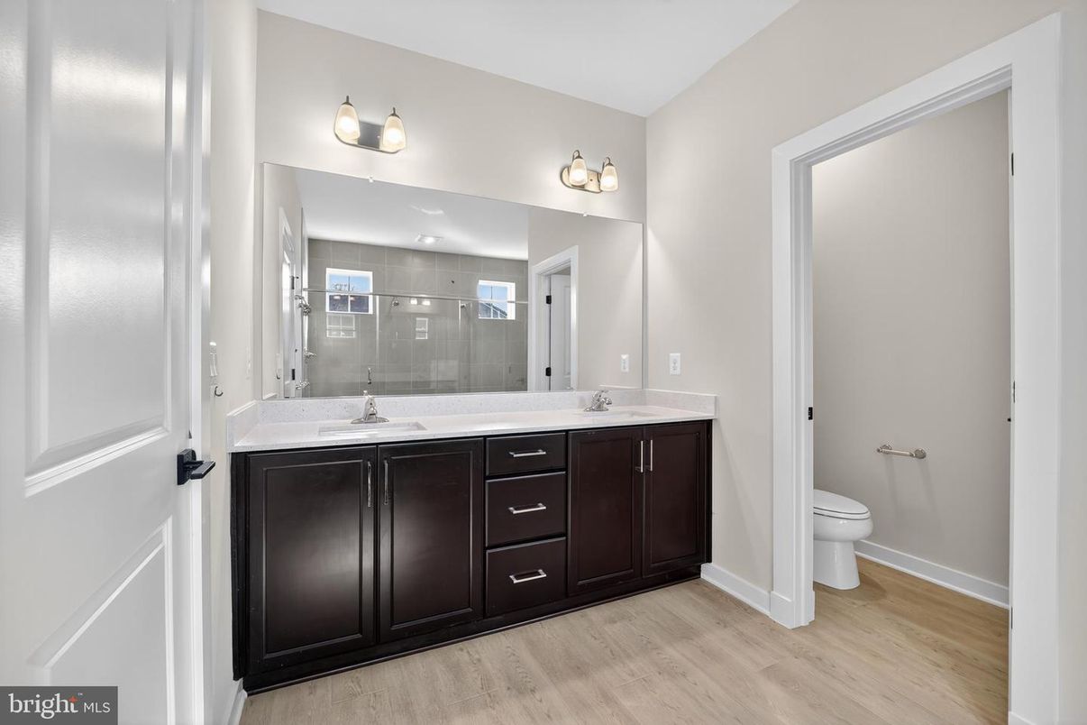 Bathroom, Dual Sink Vanities, Interior, Wood Texture Flooring