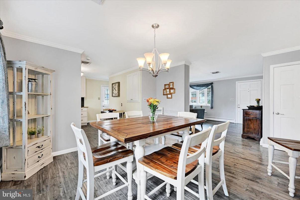 Chandelier, Dining room, Interior, Wood Texture Flooring