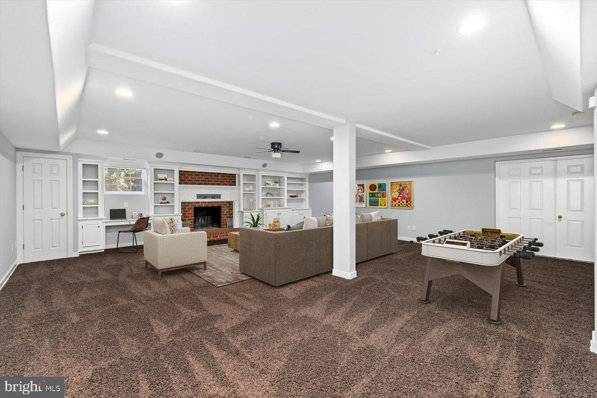 Fireplace, Game Room, Interior, Living room, Recessed Lighting