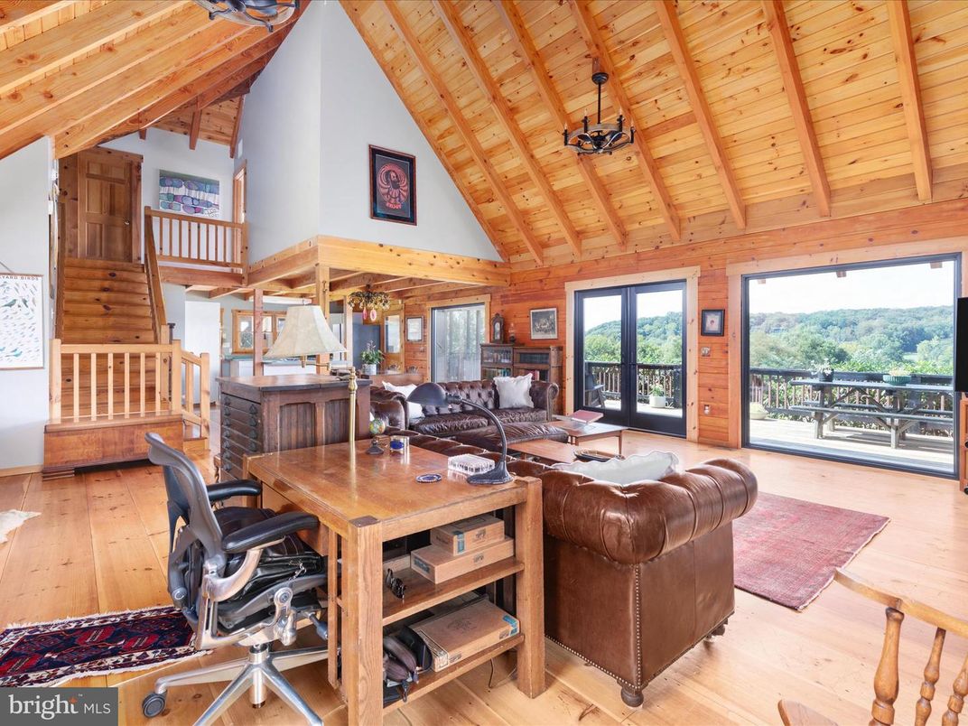 Home Office, Interior, Wooden Beams, Wooden Ceilings, Wood Texture Flooring, Wooden Walls