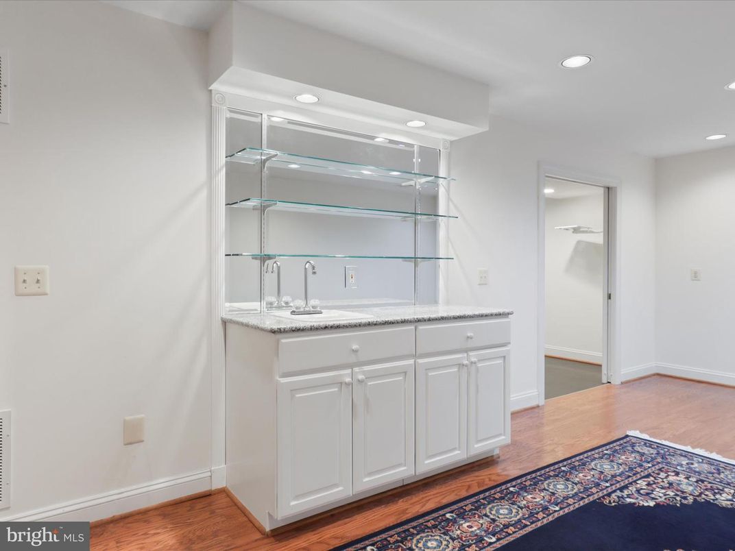 Bathroom, Interior, Recessed Lighting, Wood Texture Flooring