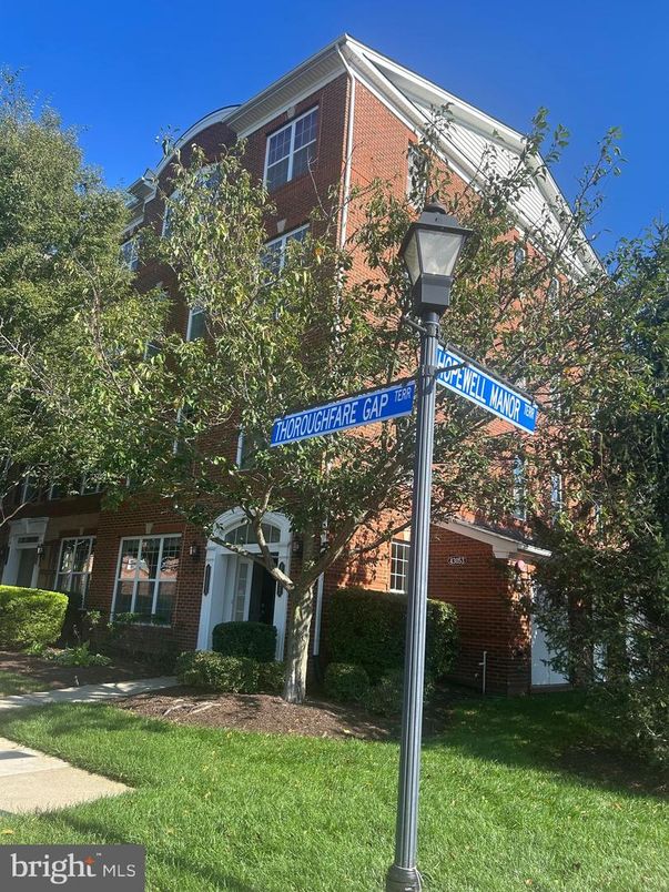 Exterior, Facade, Brick Facade, None