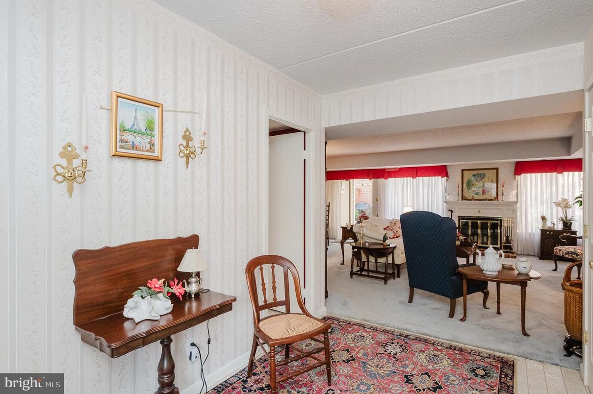 Fireplace, Interior, Living room