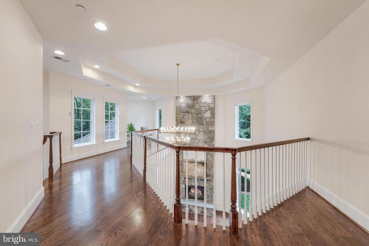 Chandelier, Interior, Recessed Lighting, Wood Texture Flooring