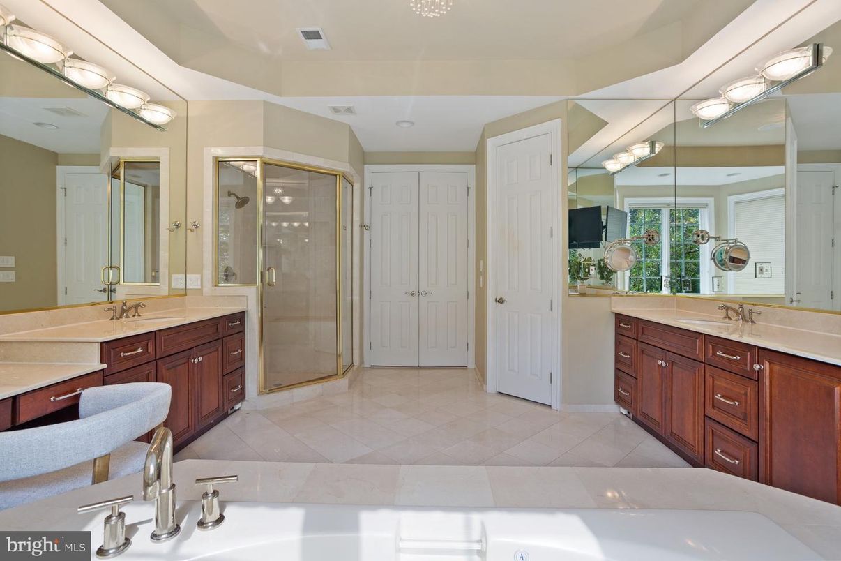 Bathroom, Dual Sink Vanities, Glass Shower, Interior