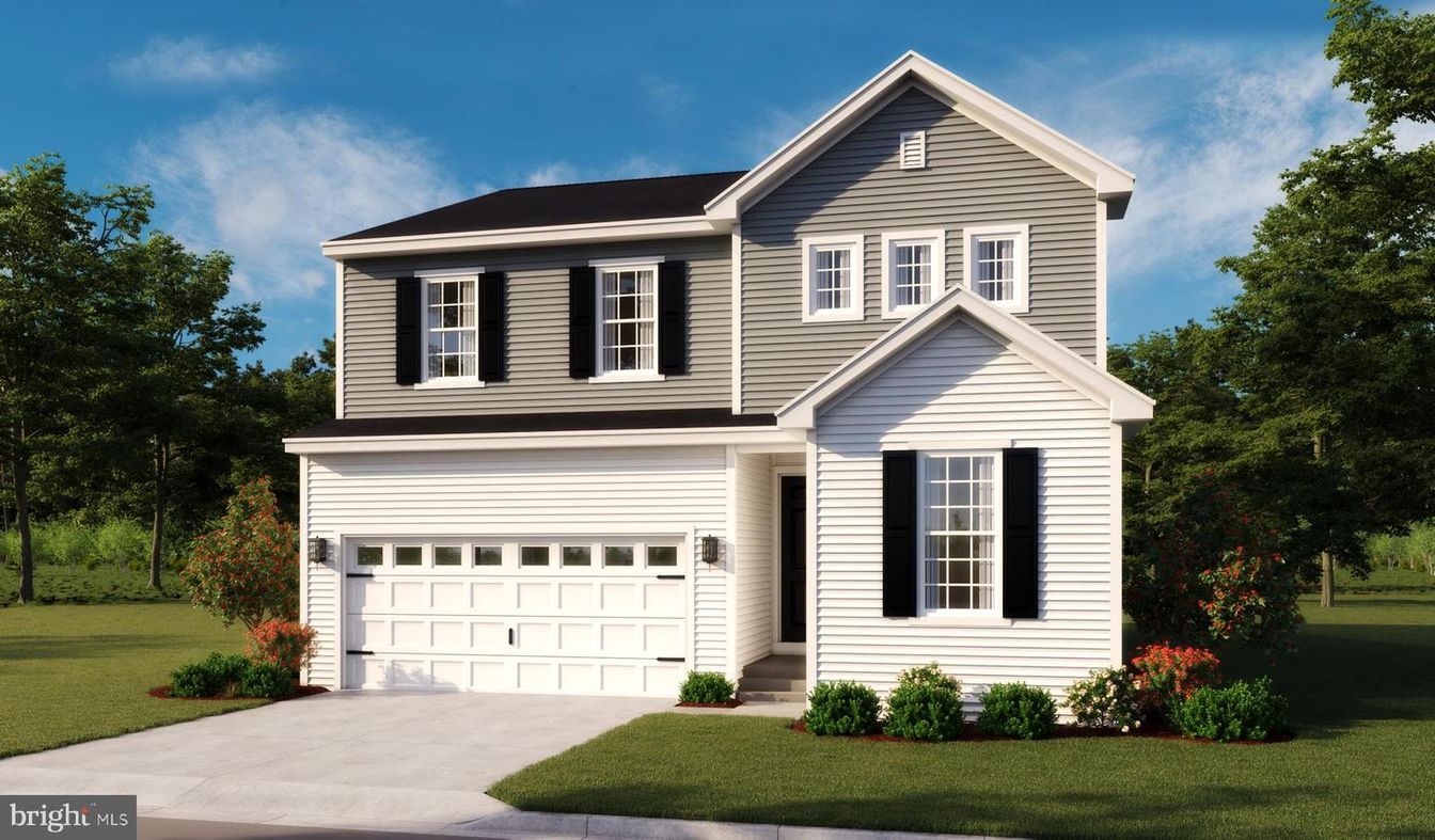 Attached, Exterior, Facade, American Craftsman