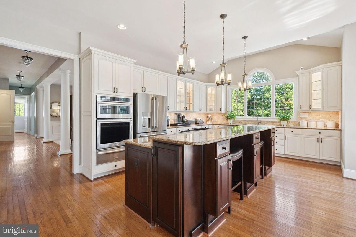 Chandelier, Interior, Kitchen, Pendant Lights, Recessed Lighting, Stainless Steel Appliances, Wood Texture Flooring