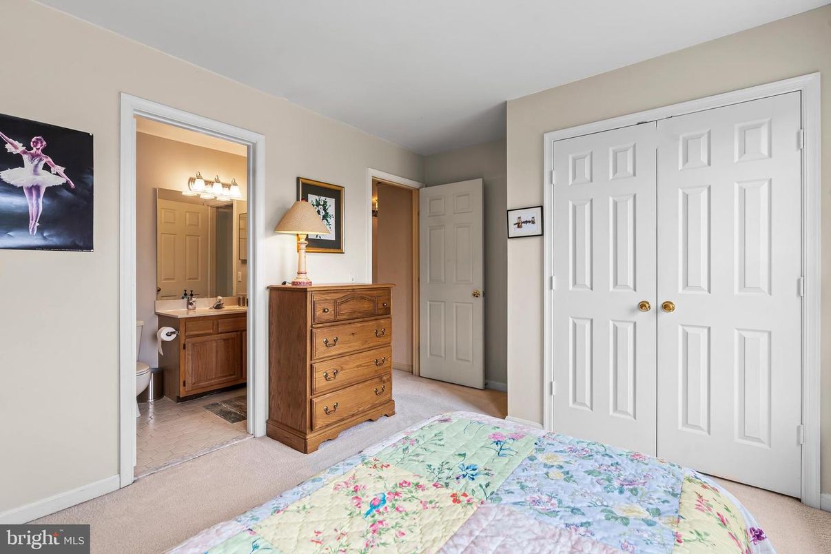 Bathroom, Bedroom, Interior