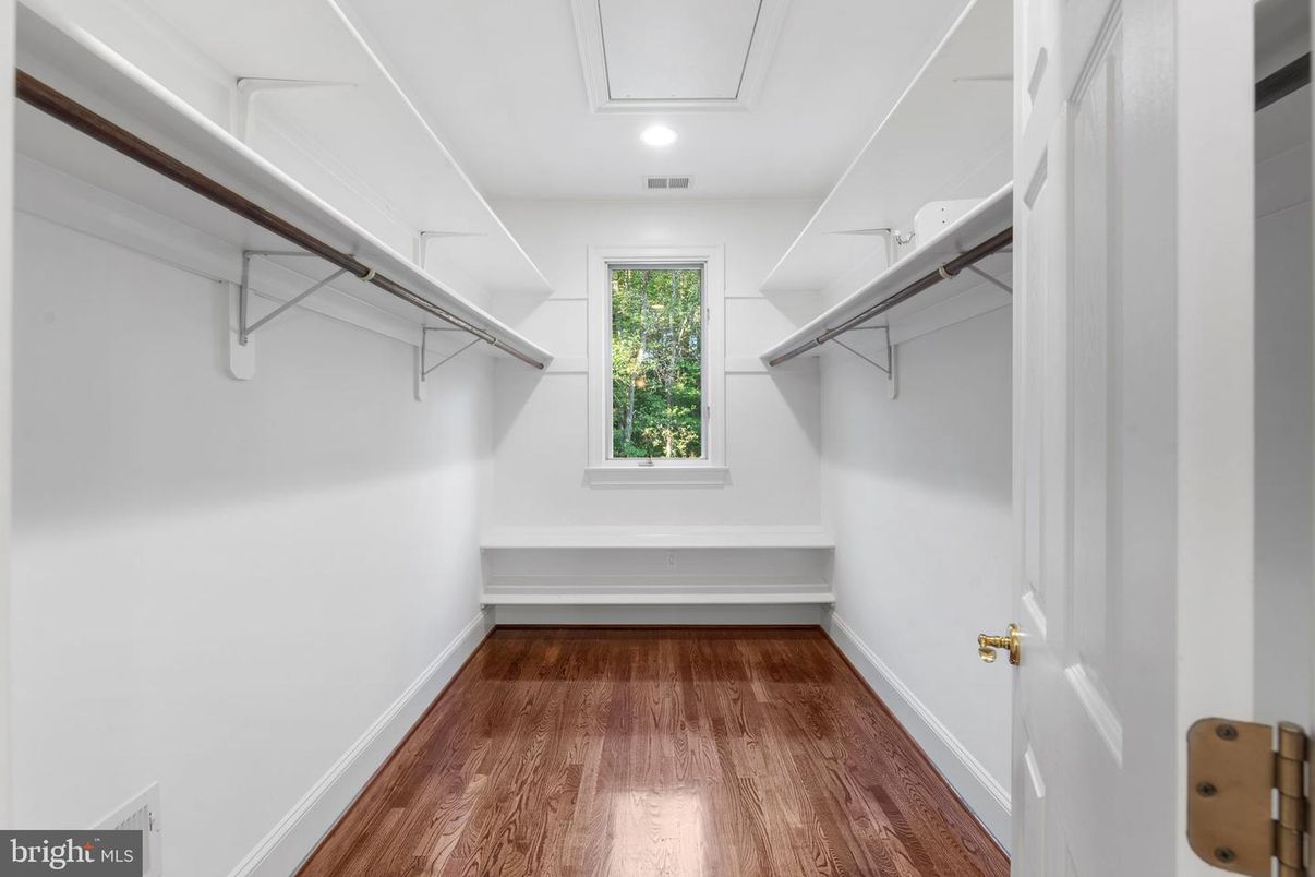 Interior, Recessed Lighting, Walk-in Closets, Wood Texture Flooring