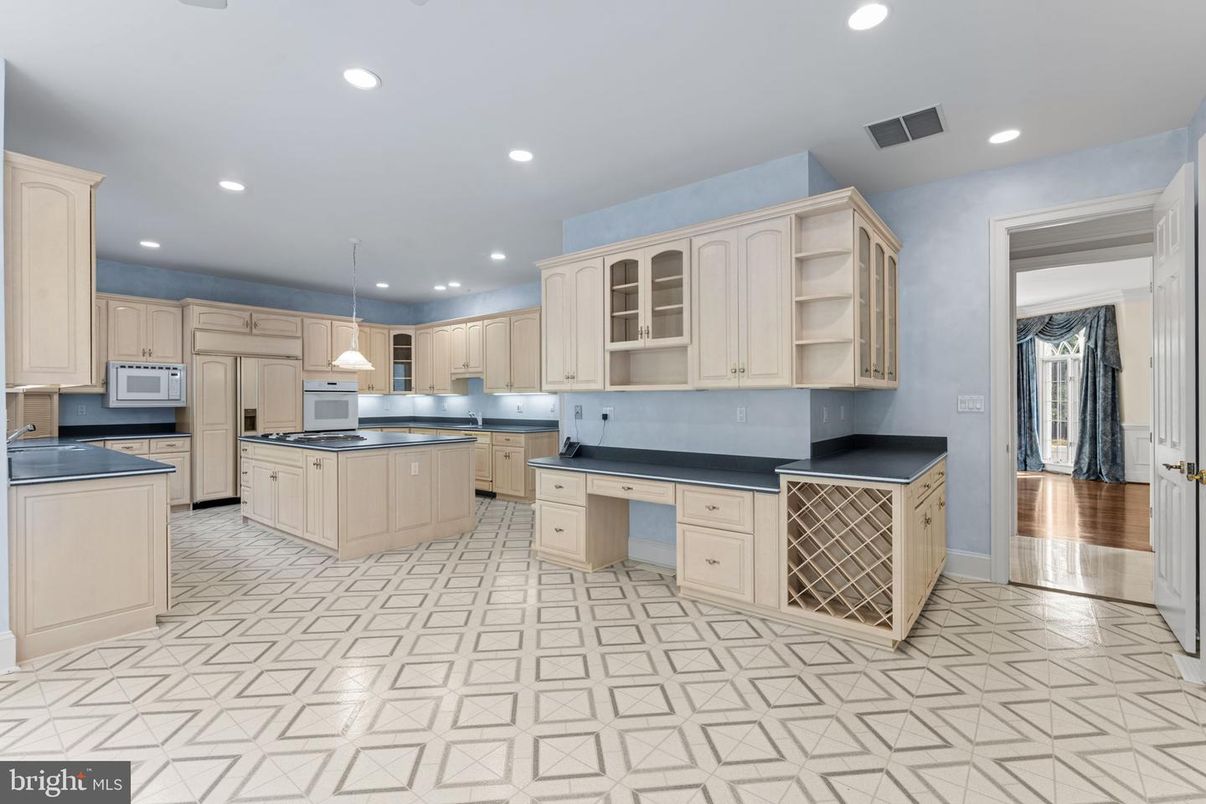 Interior, Kitchen, Pendant Lights, Recessed Lighting