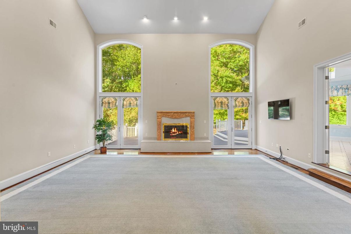 Empty room, Fireplace, Interior, Recessed Lighting