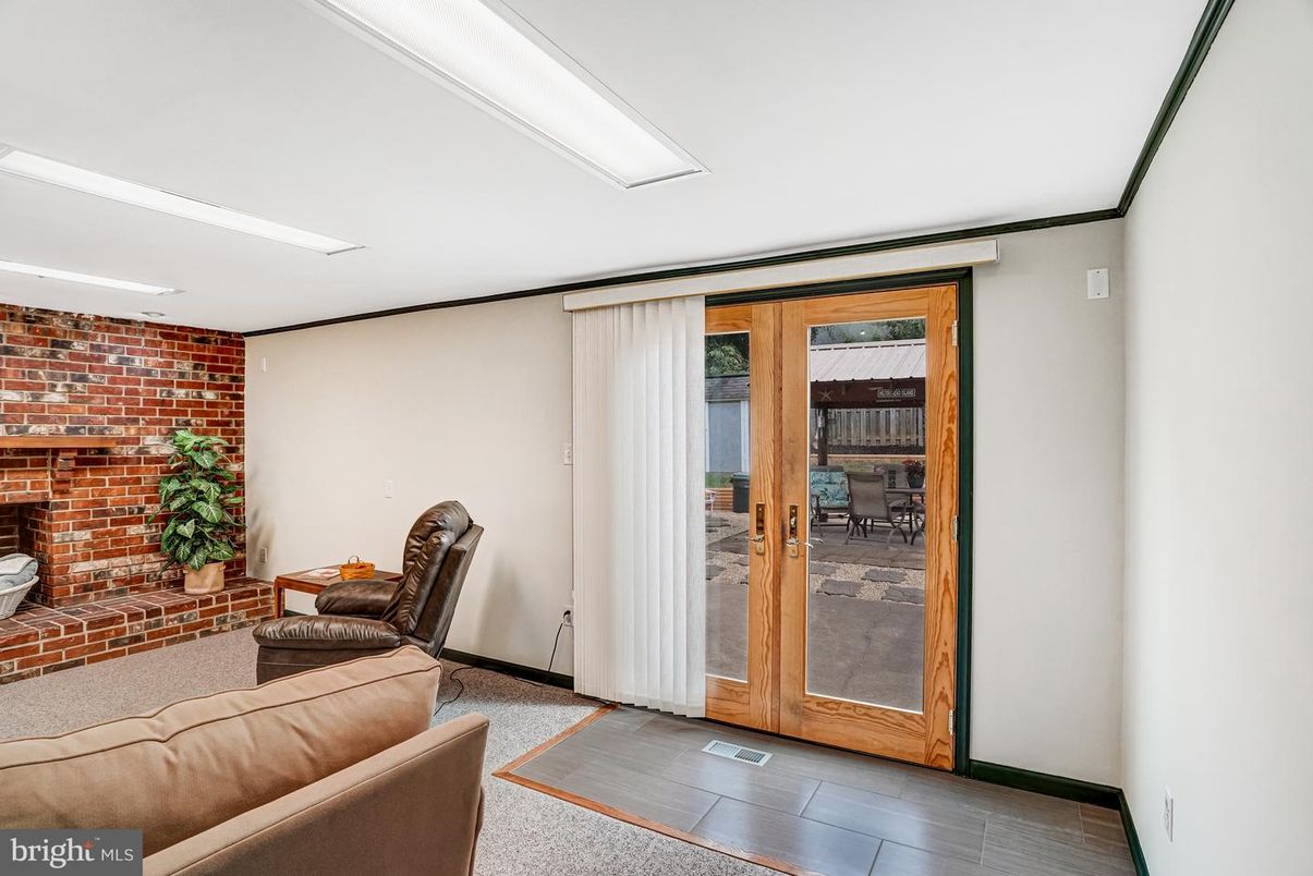 Interior, Living room, Stone Walls