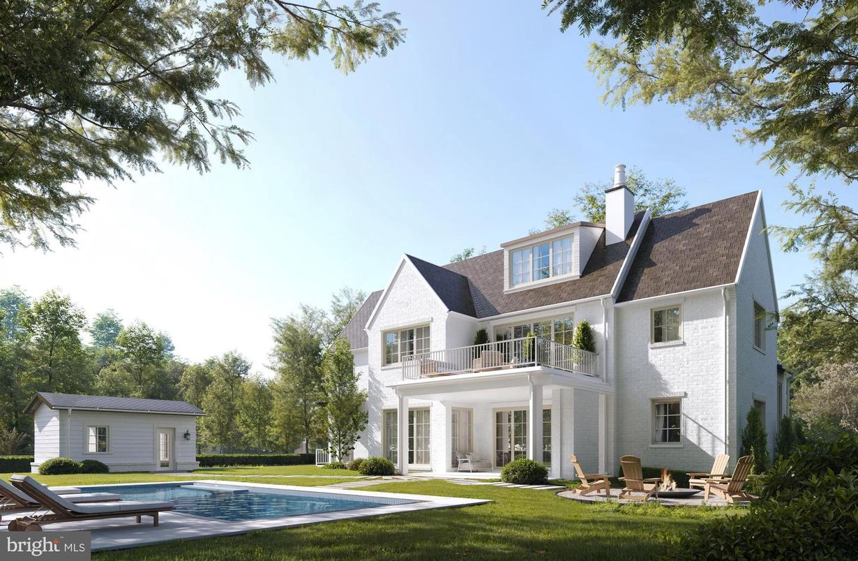 Backyard, Exterior, Pool, Solar Panels