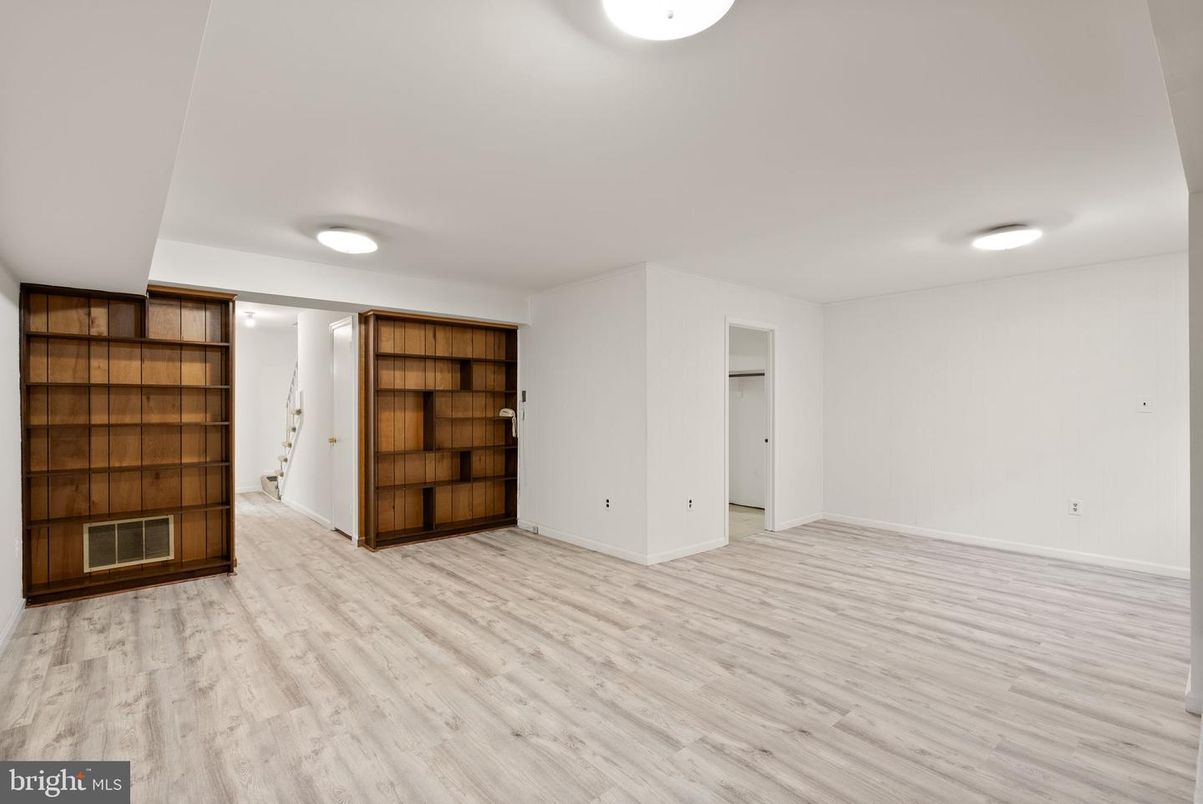 Empty room, Interior, Wood Texture Flooring, Wooden Walls