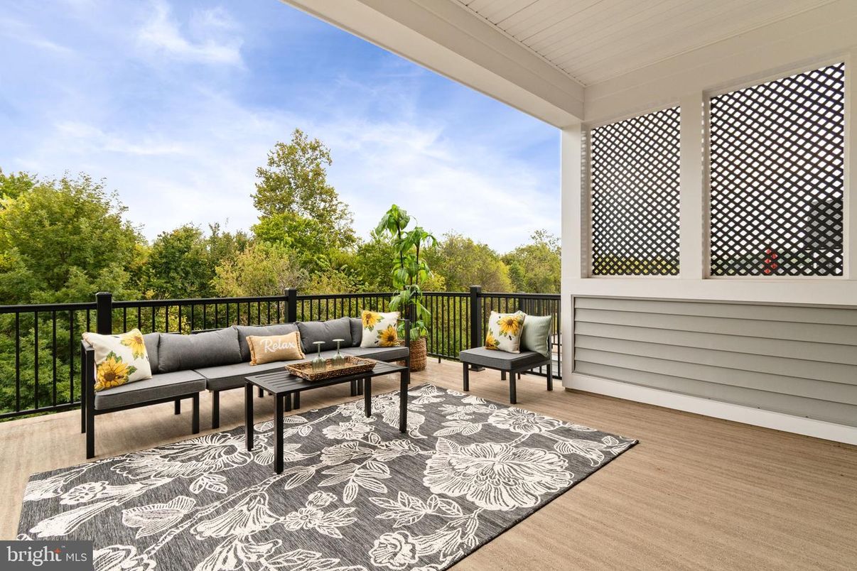 Exterior, Wood Texture Flooring