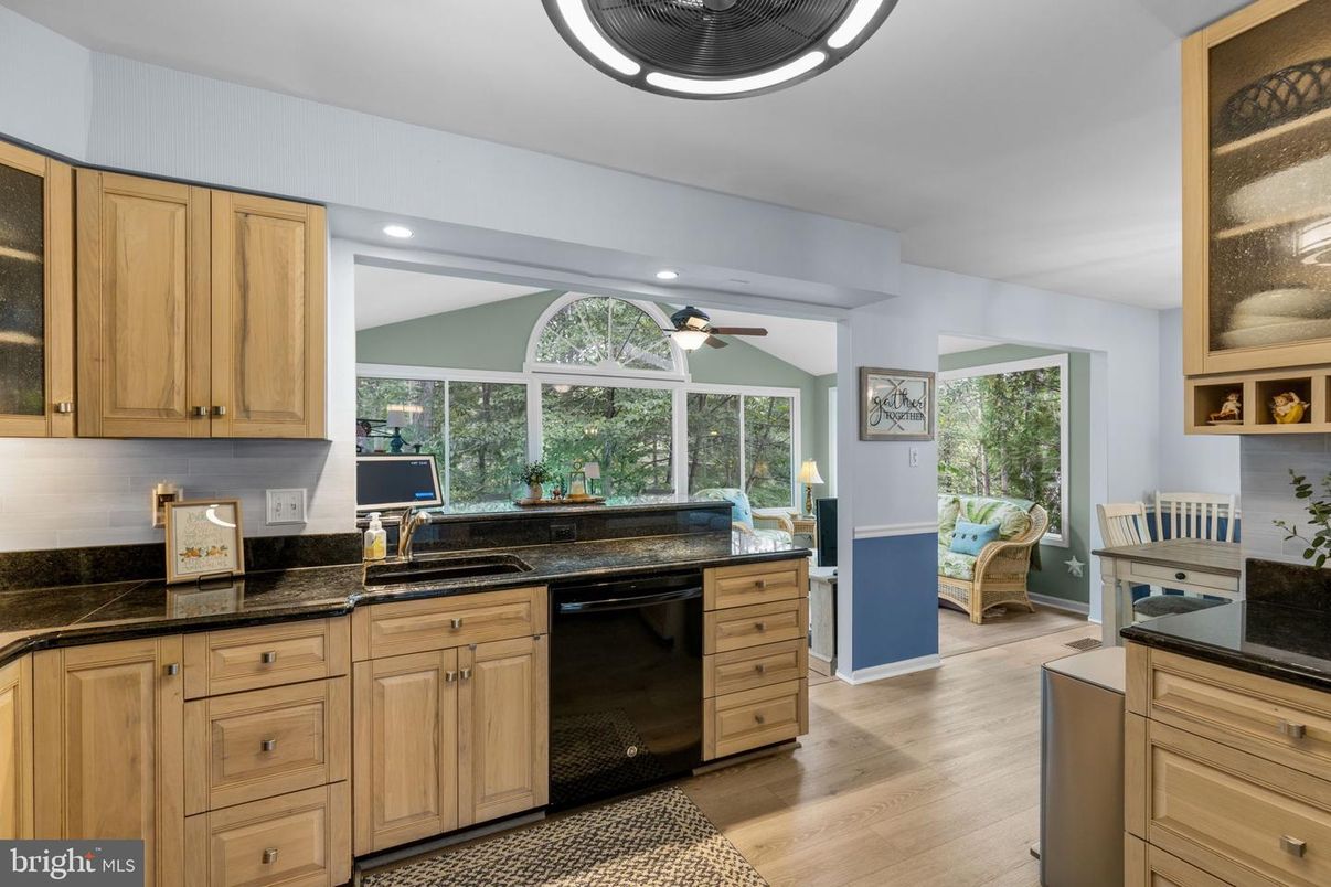 Interior, Kitchen, Recessed Lighting, Wood Texture Flooring