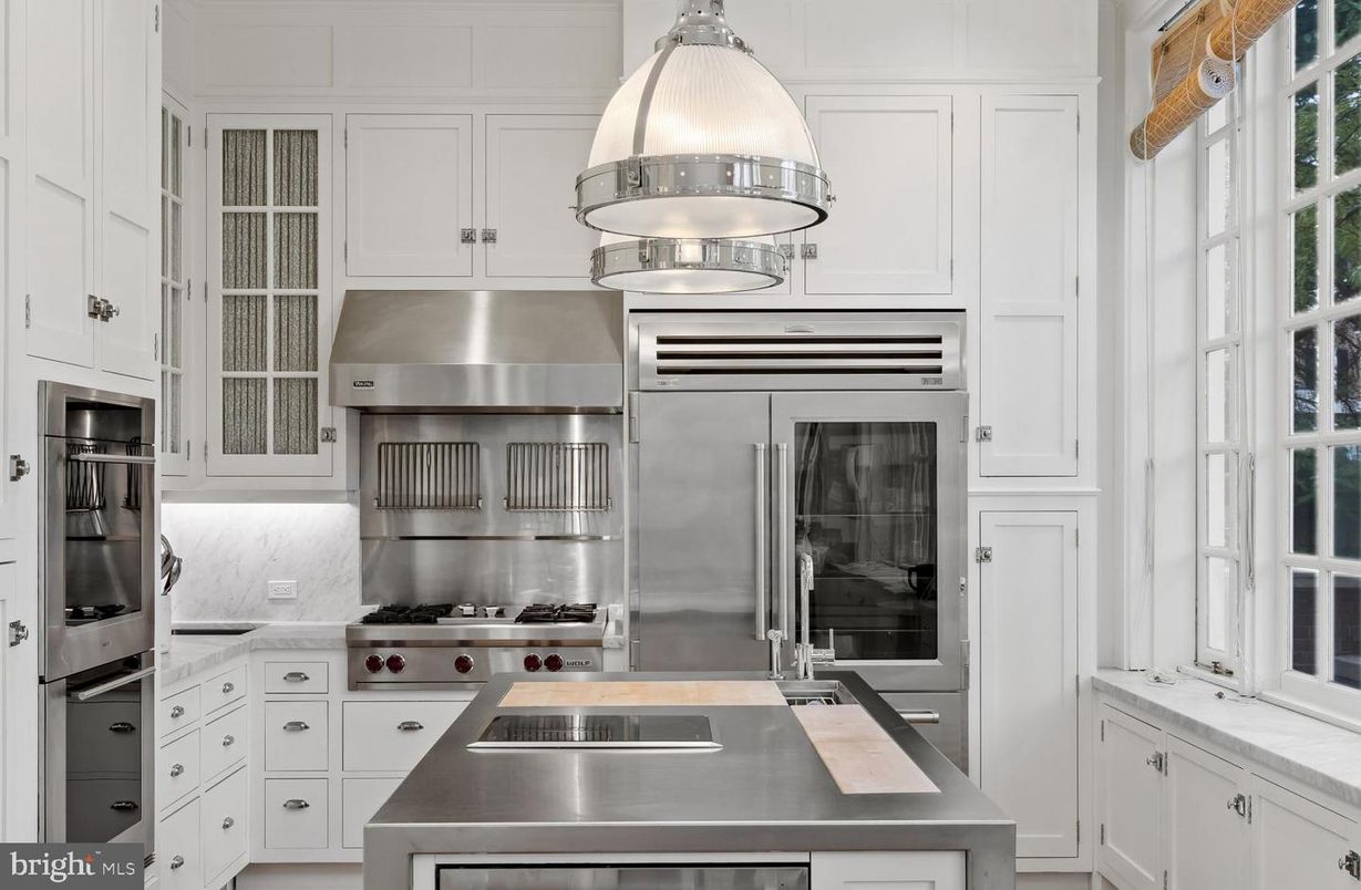 Interior, Kitchen, Stainless Steel Appliances