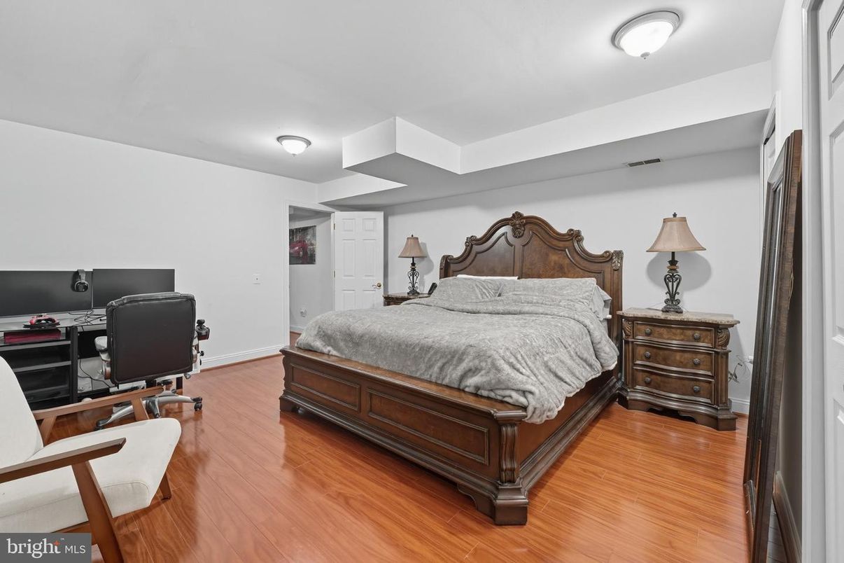 Bedroom, Home Office, Interior, Wood Texture Flooring