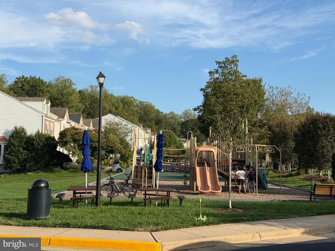 Backyard, Exterior, Playground