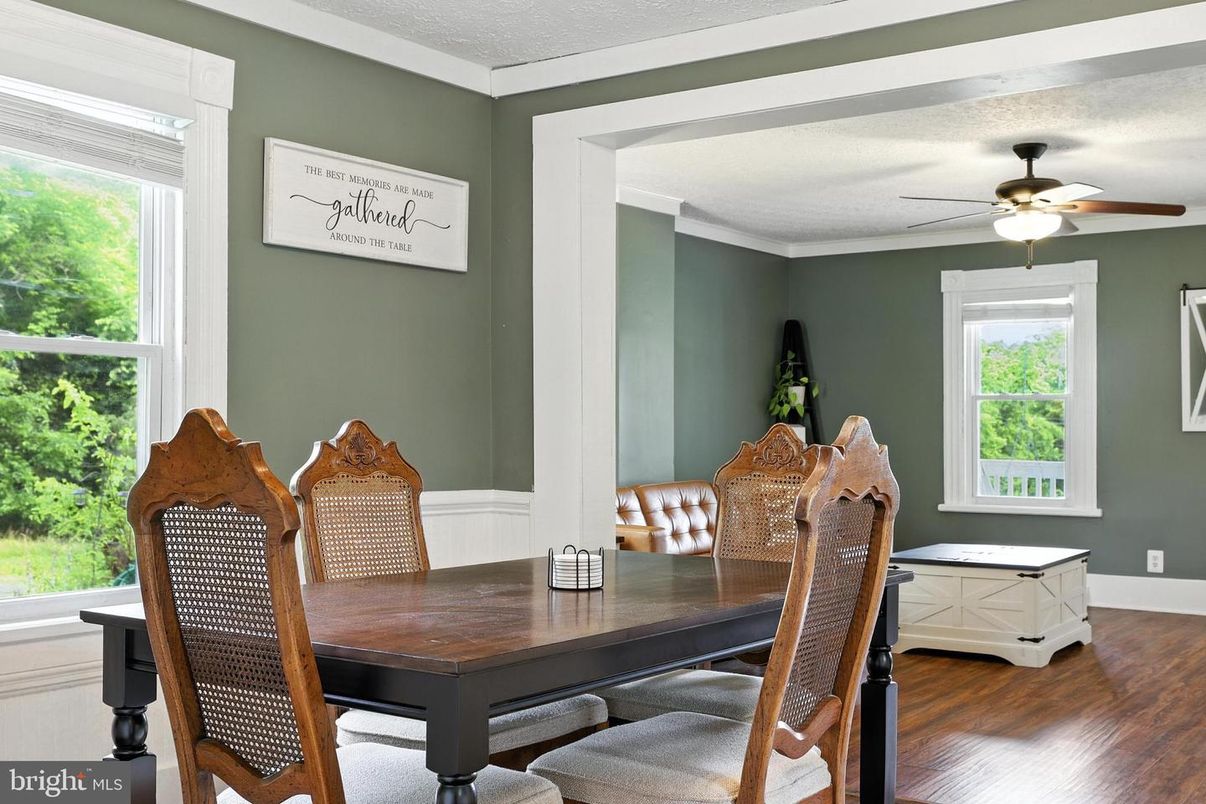 Dining room, Interior, Wood Texture Flooring