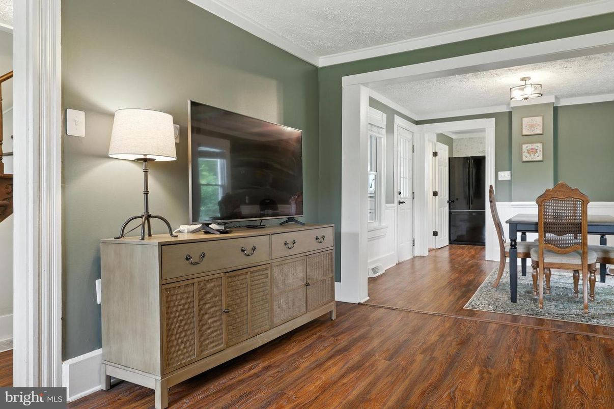 Dining room, Interior, Wood Texture Flooring