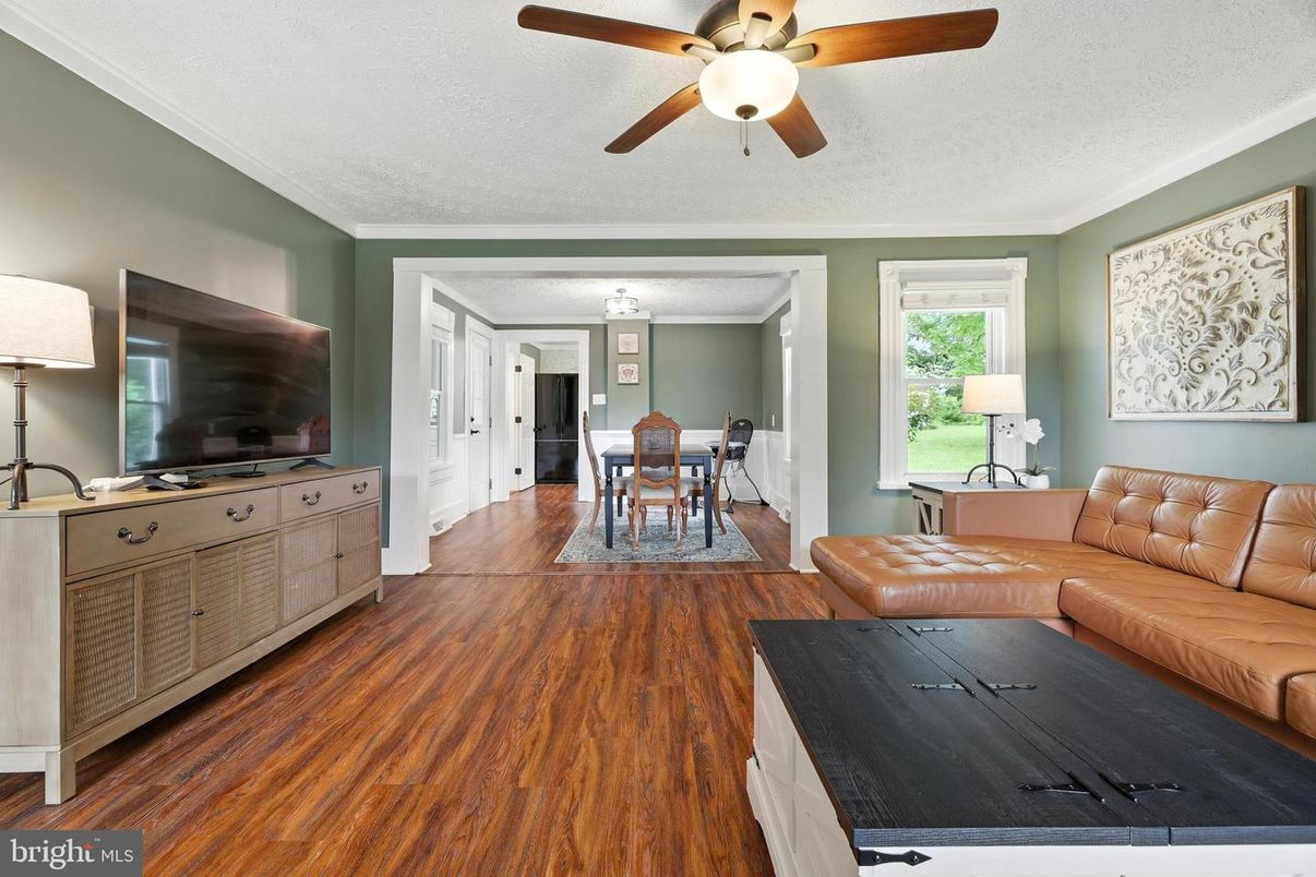 Dining room, Interior, Living room, Wood Texture Flooring