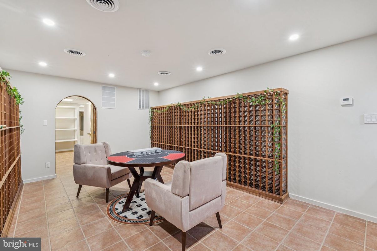 Interior, Recessed Lighting, Wine Storage