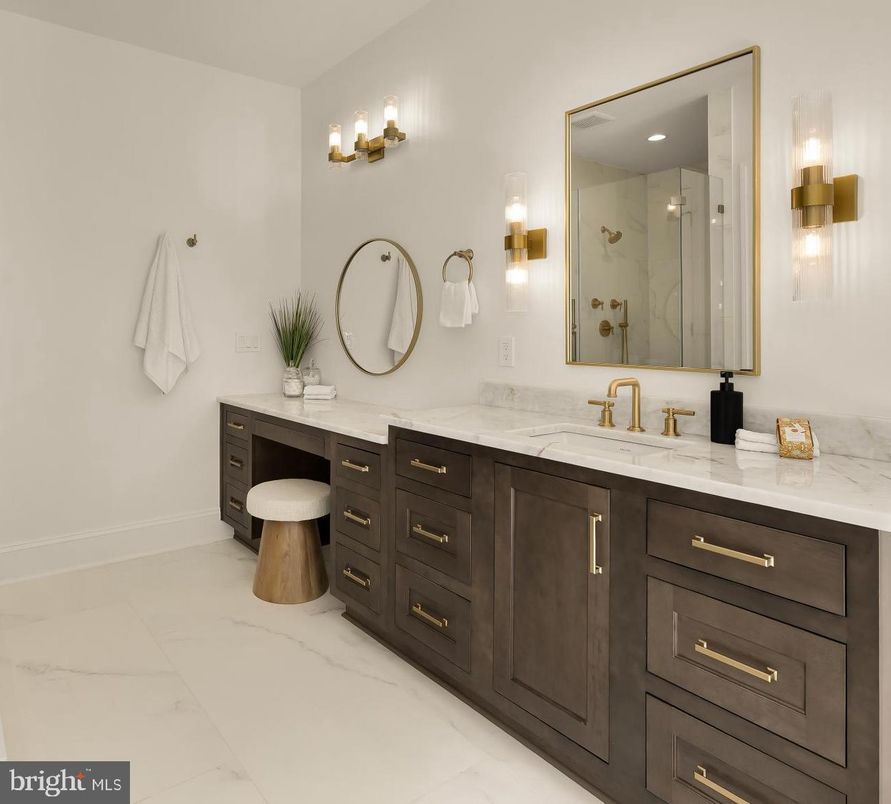 Bathroom, Dual Sink Vanities, Interior, Marble