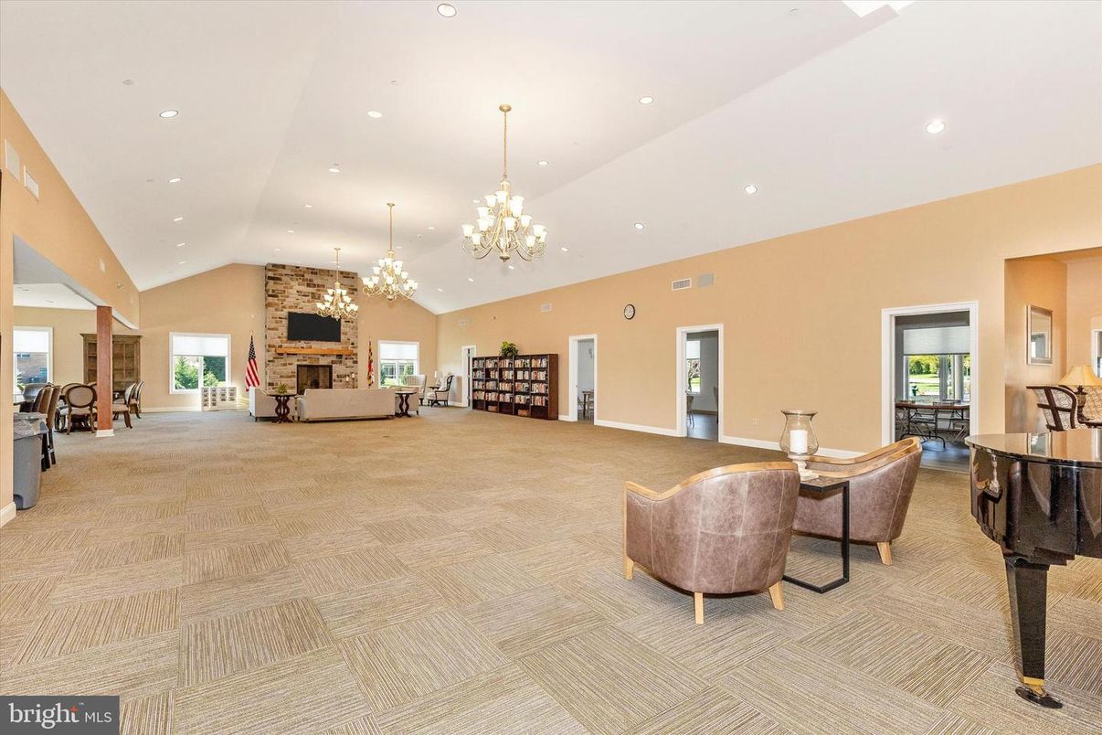 Chandelier, Fireplace, Interior, Living room, Pendant Lights, Recessed Lighting