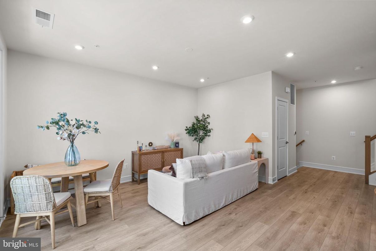 Dining room, Interior, Living room, Recessed Lighting, Wood Texture Flooring